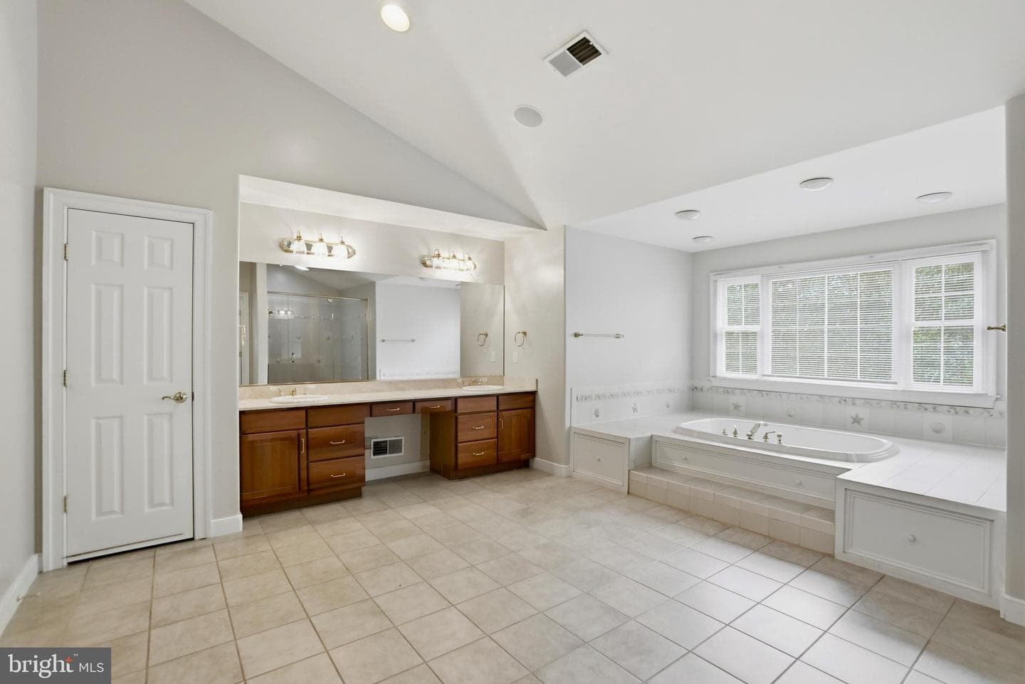 3703 Waples Crest Court photo 36