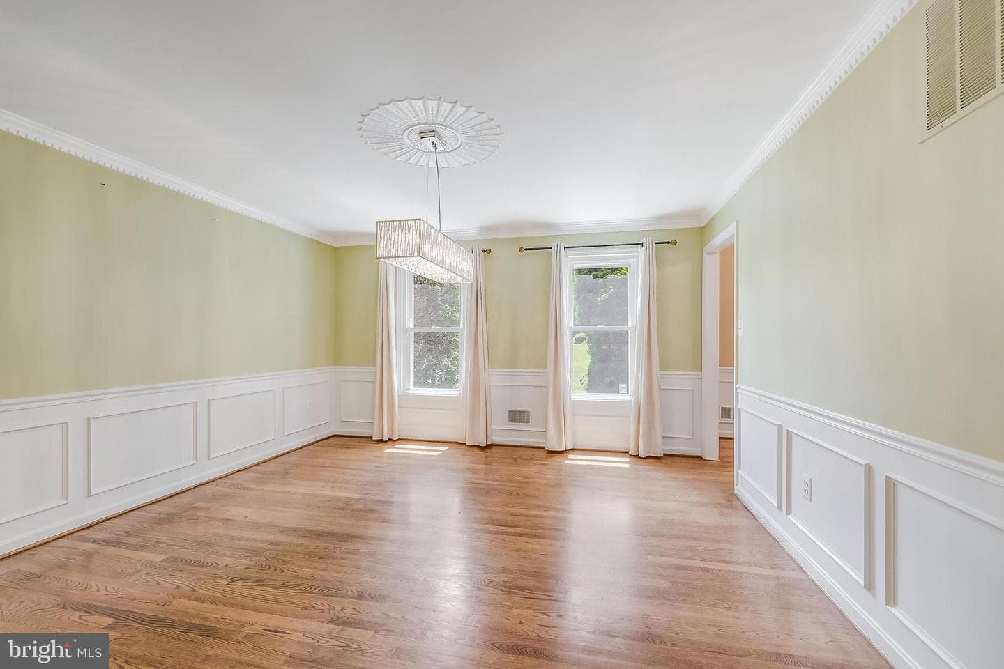 11618 Holly Briar Lane photo 12