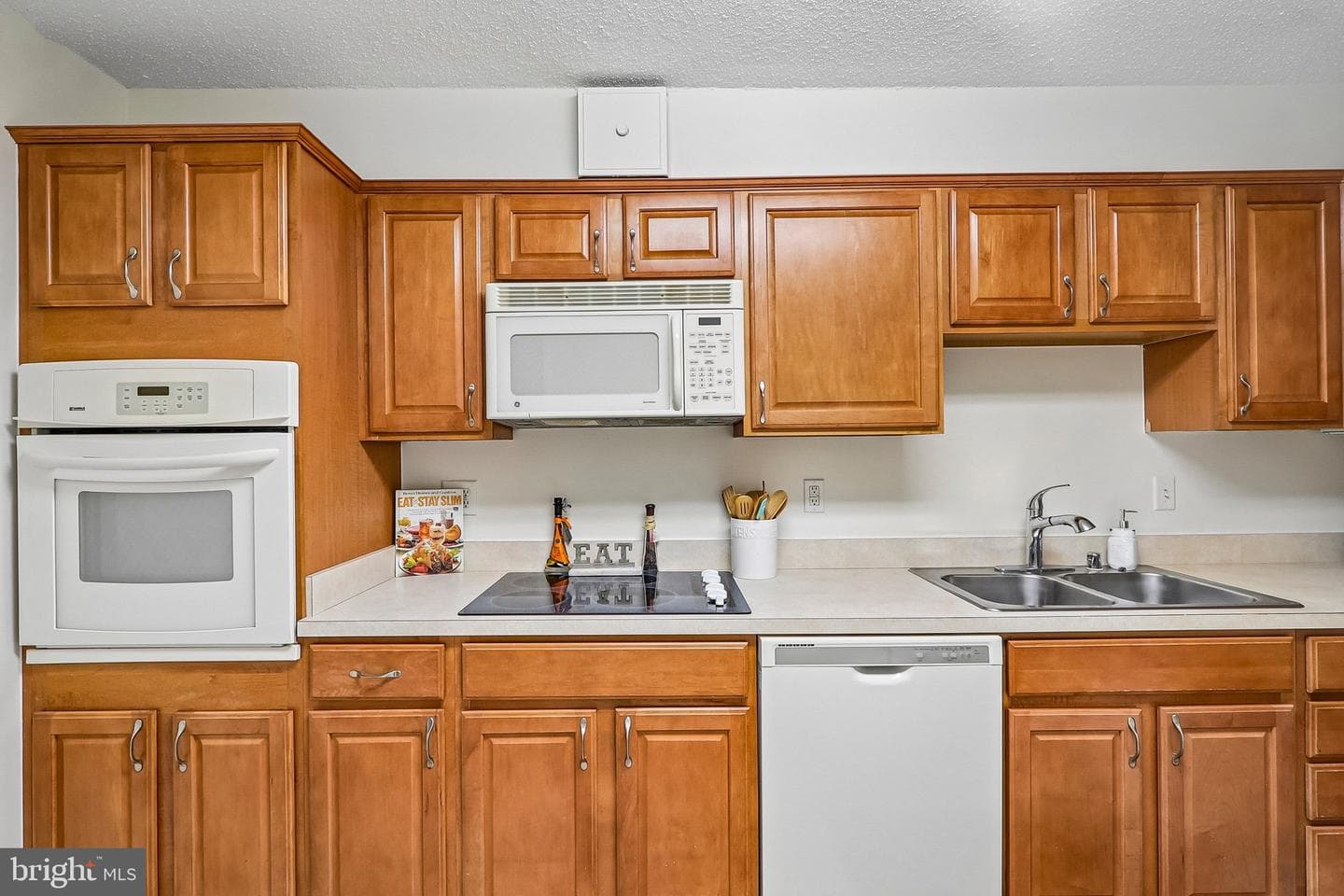 5901 Mount Eagle Drive #409 photo 13