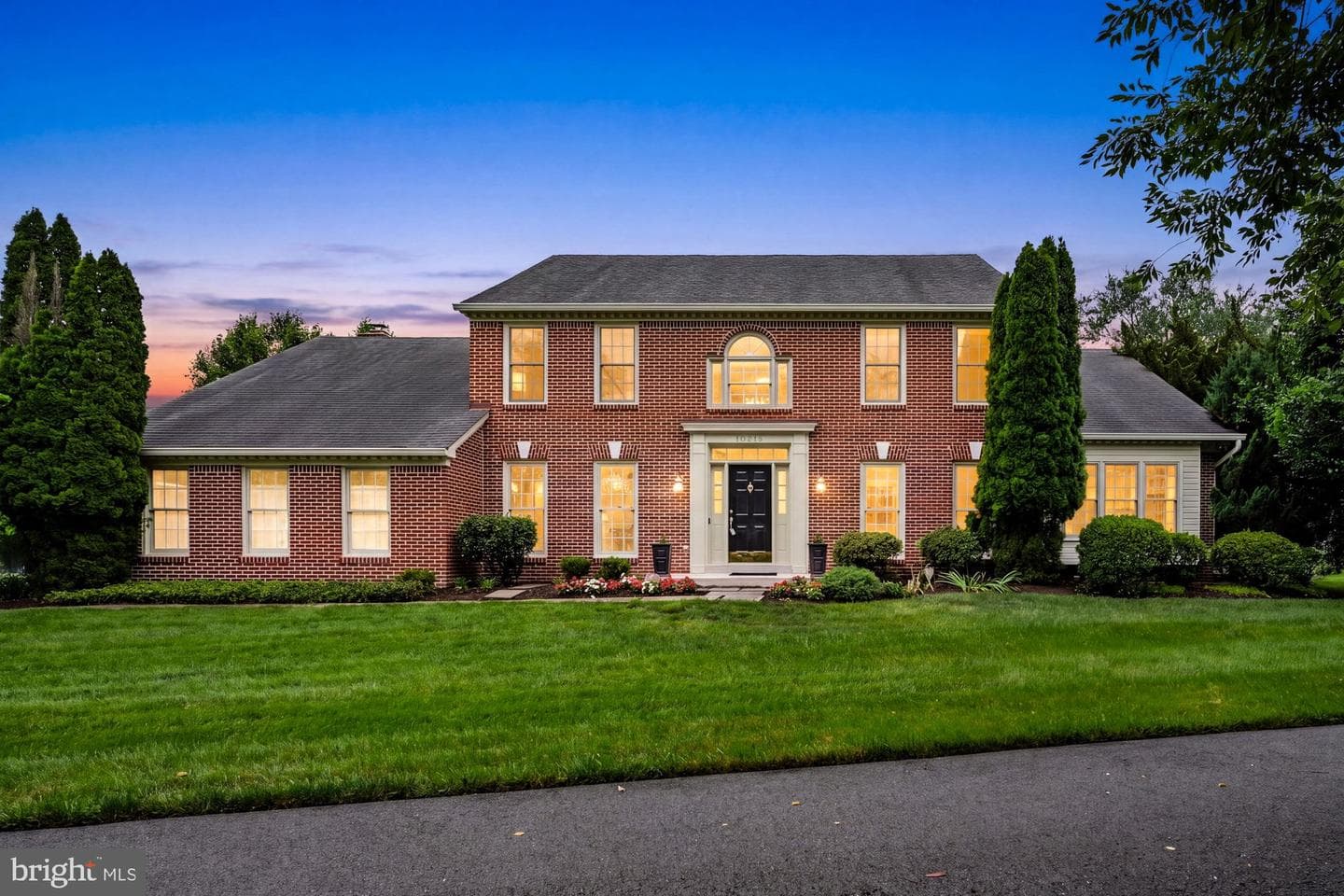 10215 Martinhoe Drive, Vienna