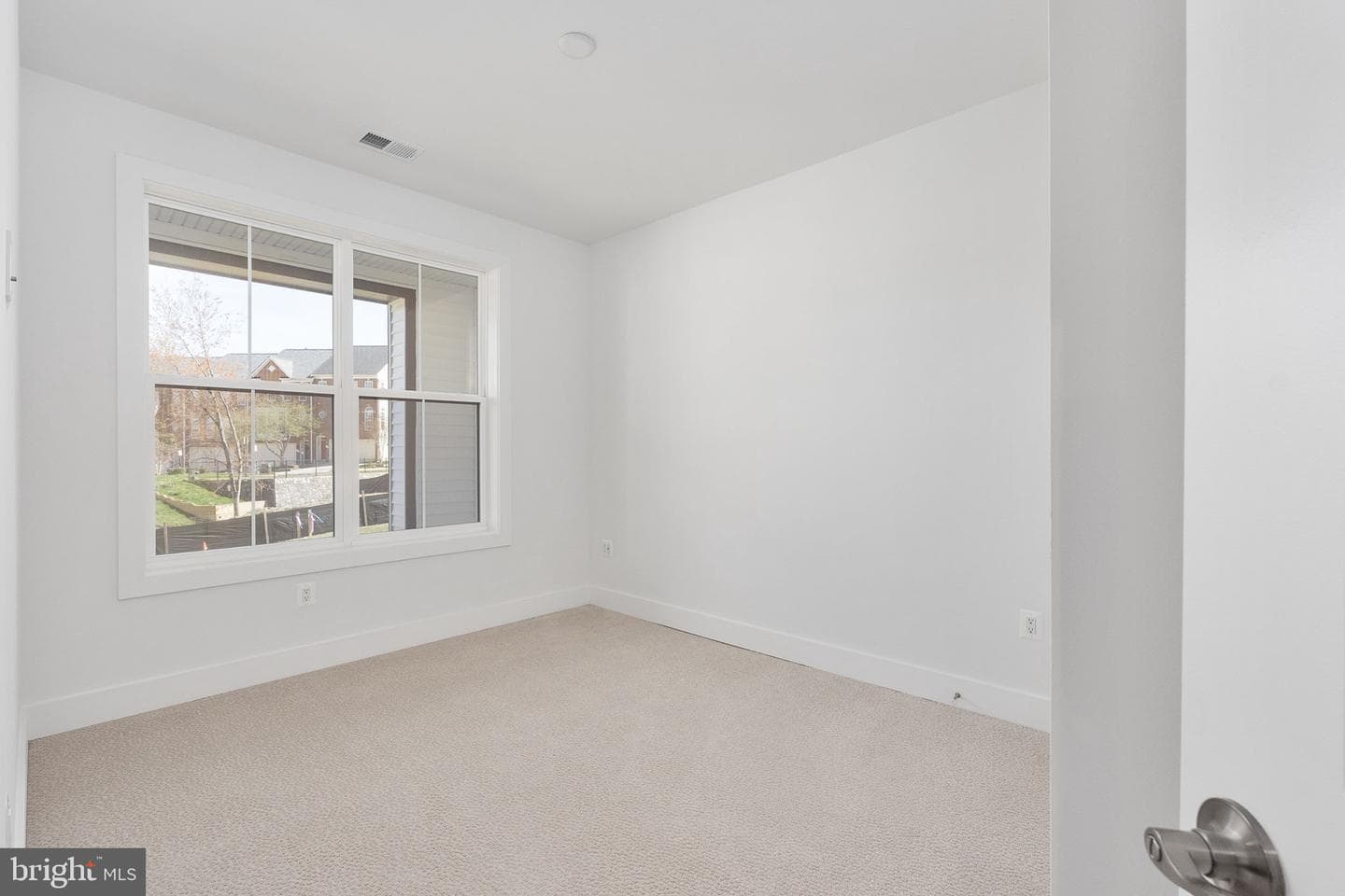 8458 Begonia Lane photo 37