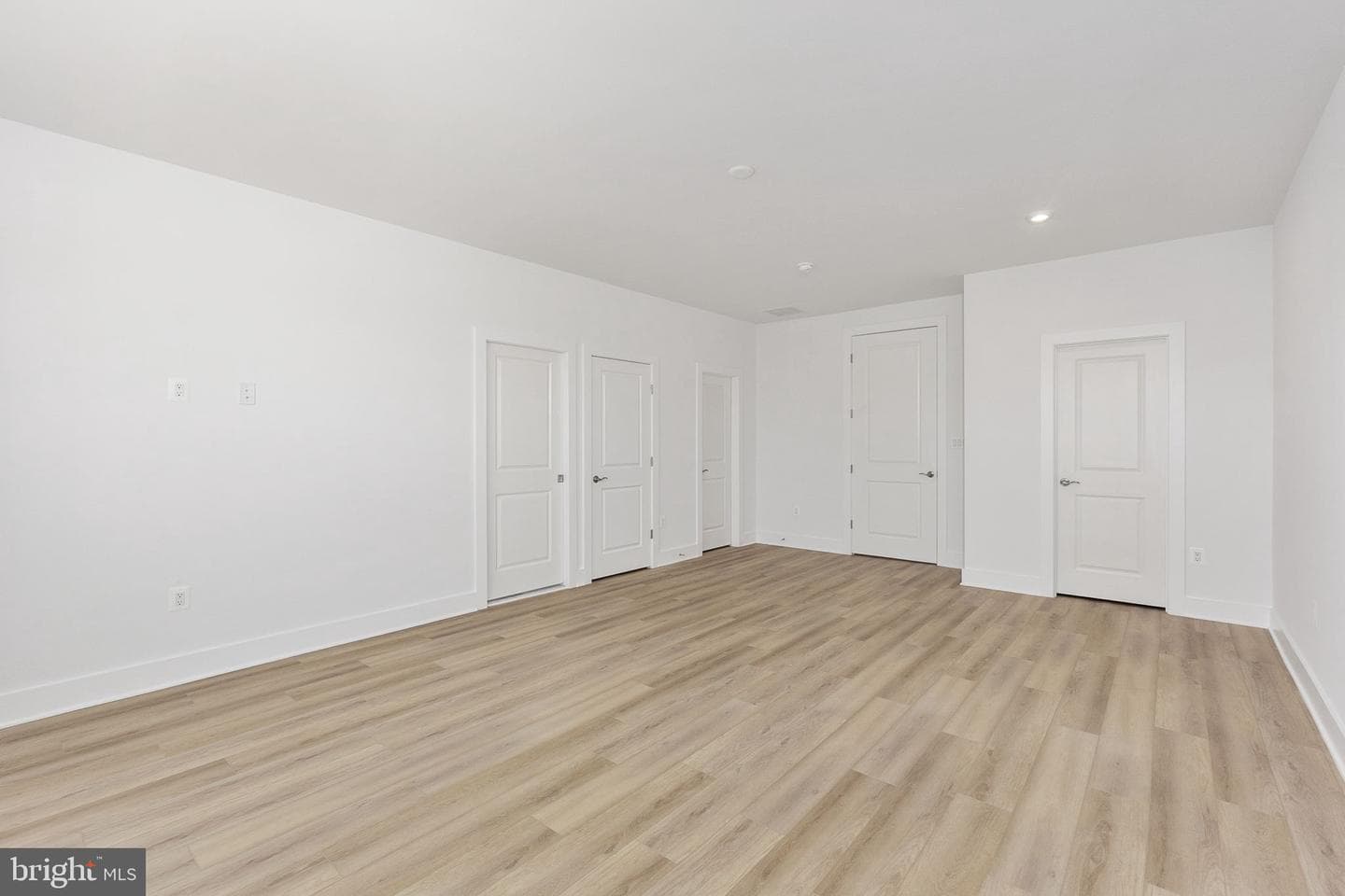 8458 Begonia Lane photo 57