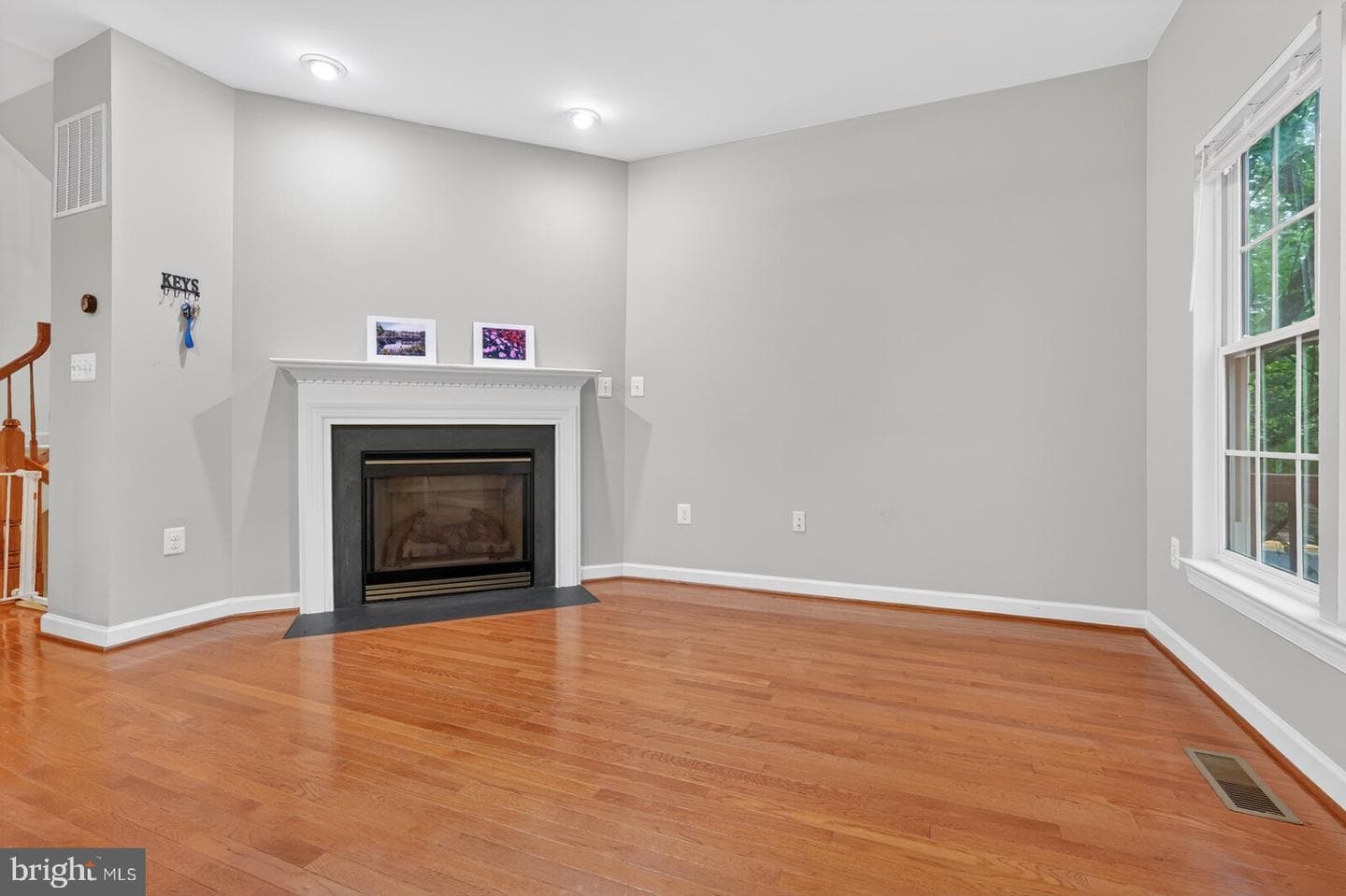 4190 Lower Park Drive photo 10
