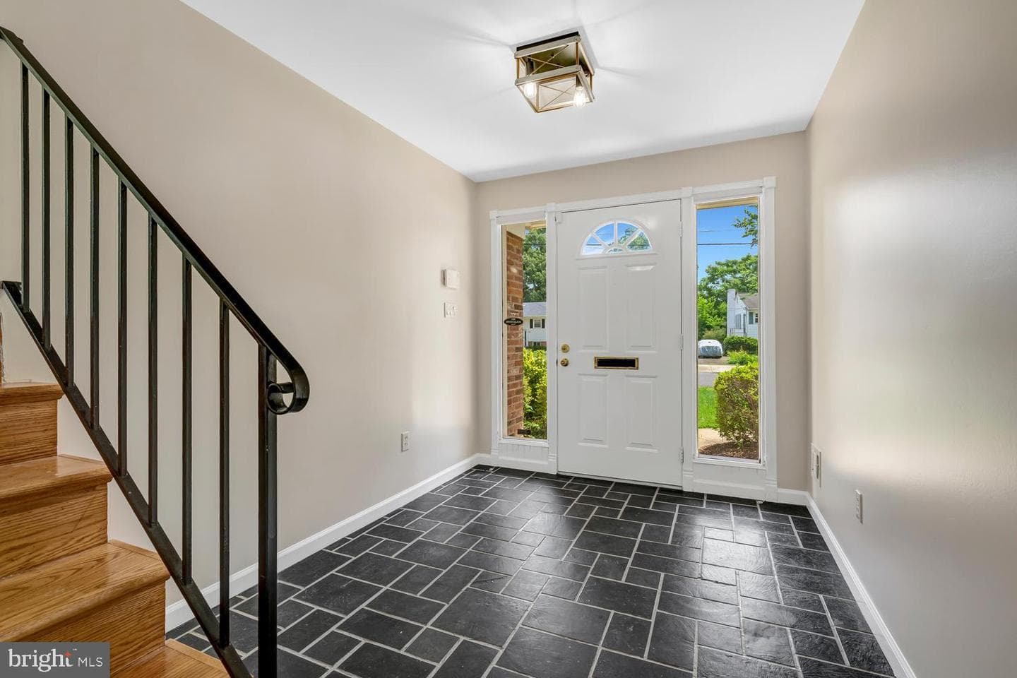 8406 Wagon Wheel Road photo 3
