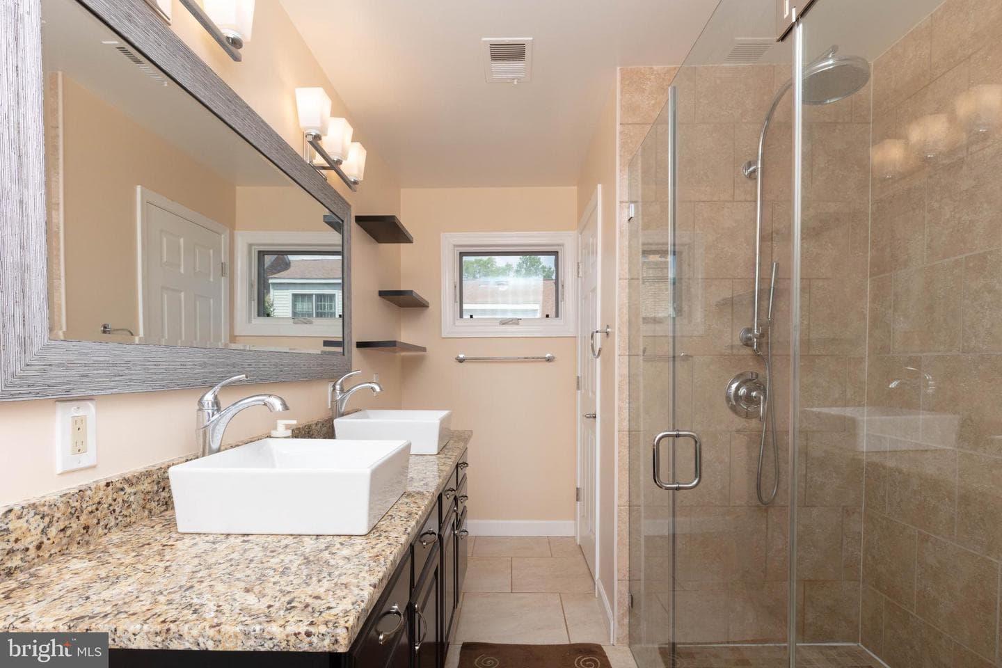 6304 Chaucer View Circle photo 11