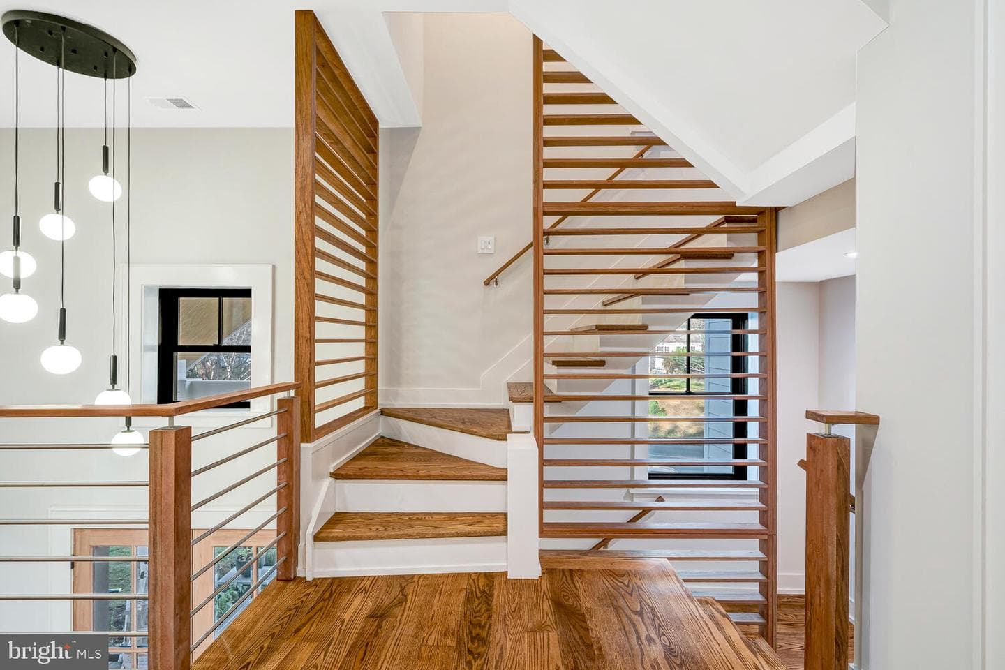 5921 Chesterbrook Road photo 39