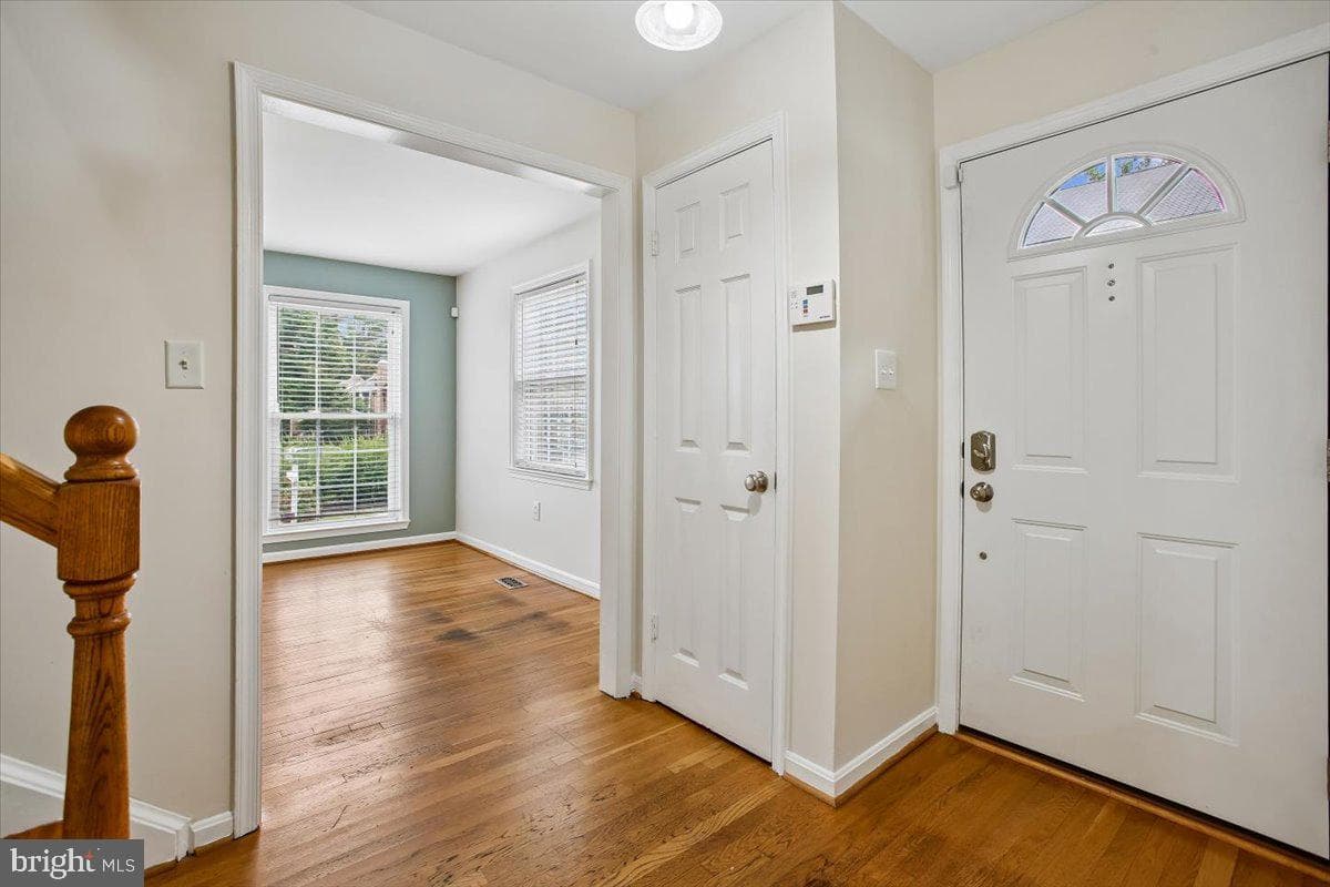 7018 Bradwood Court photo 3