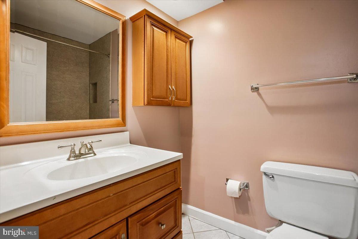 7018 Bradwood Court photo 31