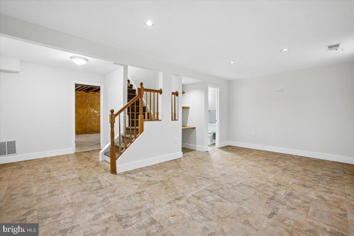 7018 Bradwood Court photo 35