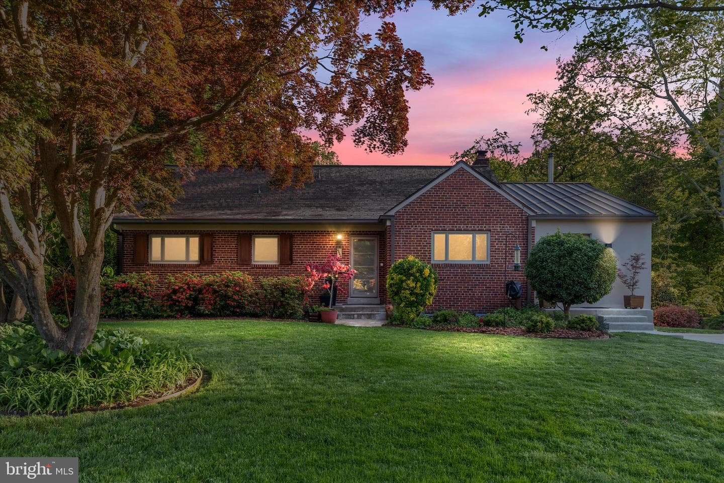6546 Marlo Drive photo 8