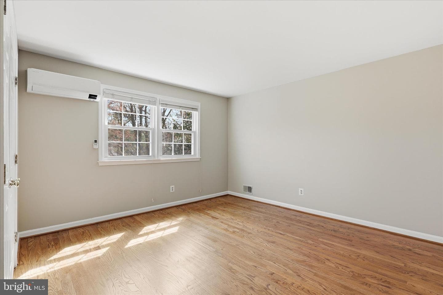 1335 Macbeth Street photo 34
