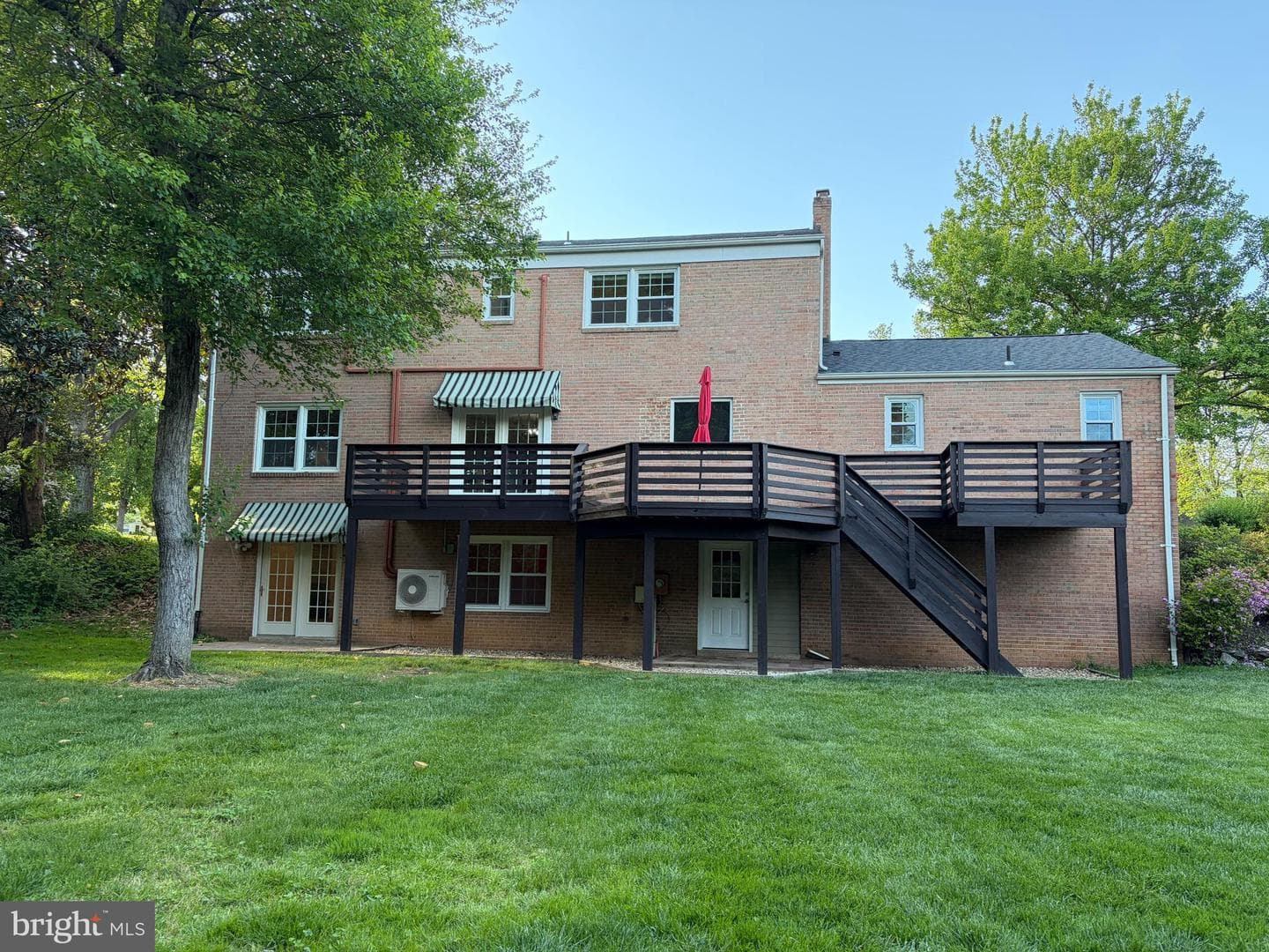 1335 Macbeth Street photo 47