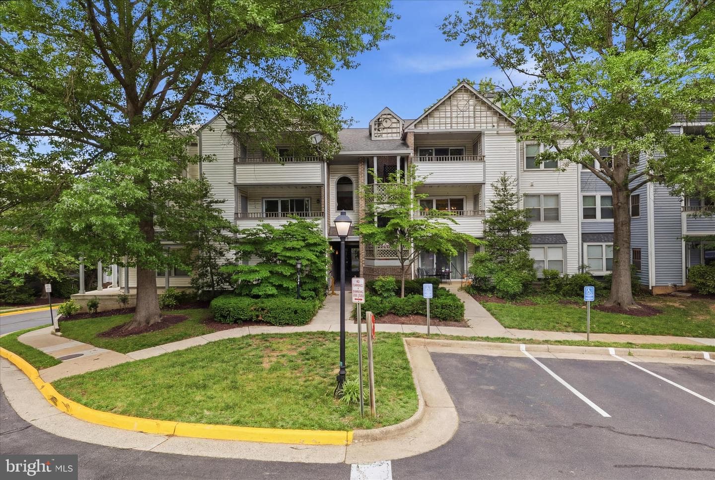7703 Lafayette Forest Drive #24, Annandale