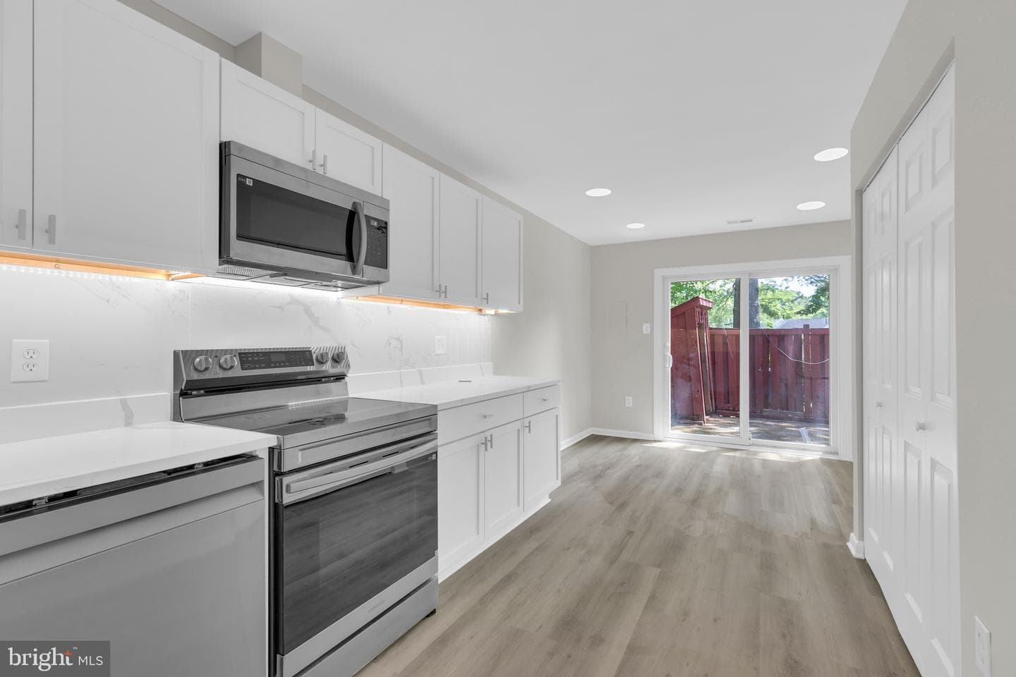 10669 Spring Oak Court photo 11