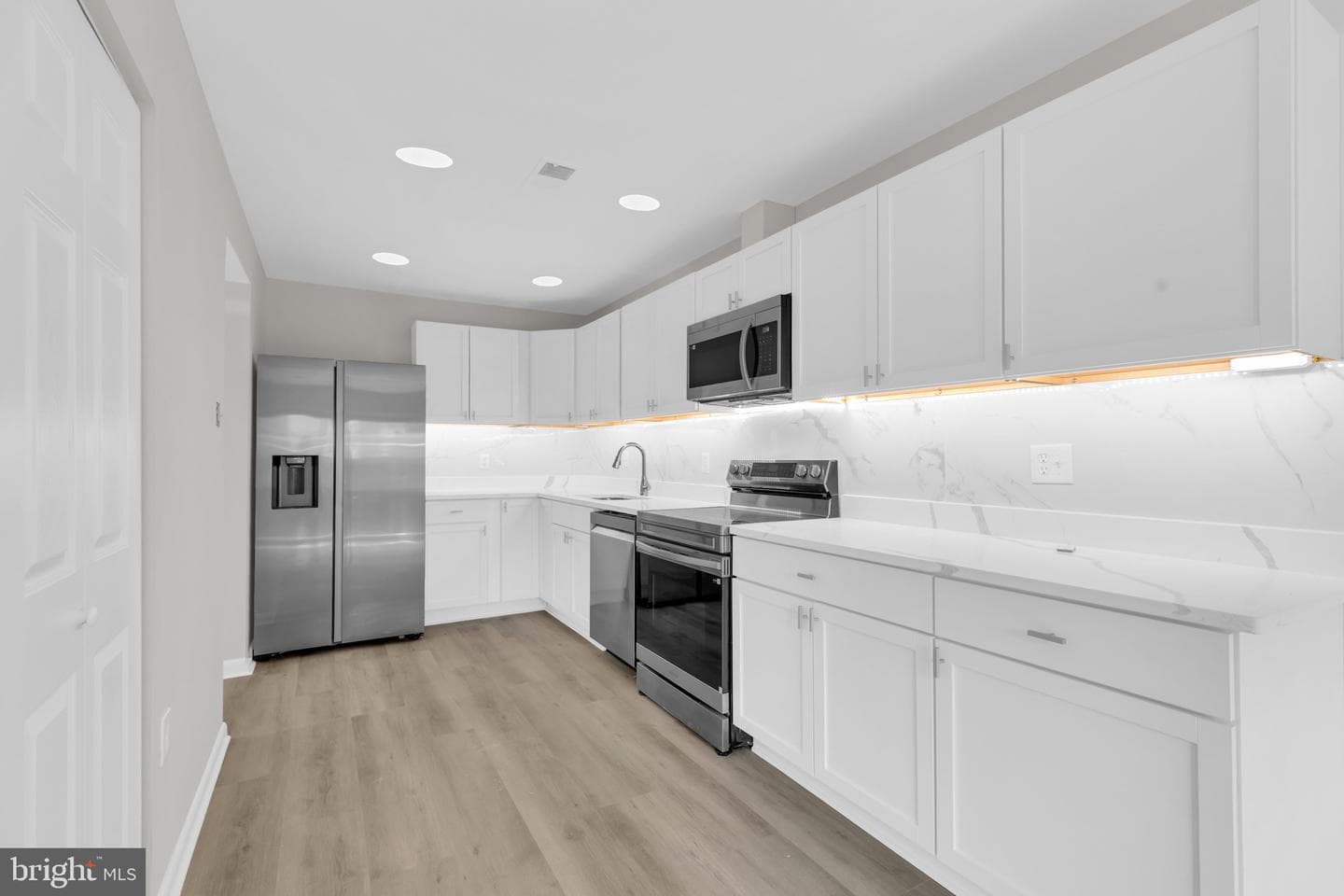 10669 Spring Oak Court photo 12