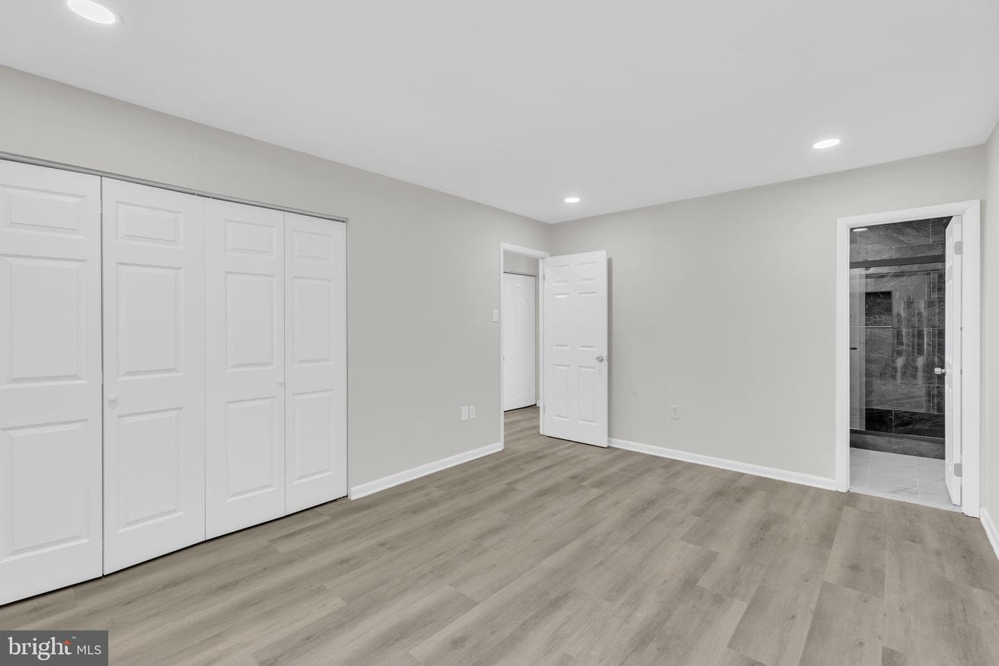 10669 Spring Oak Court photo 17