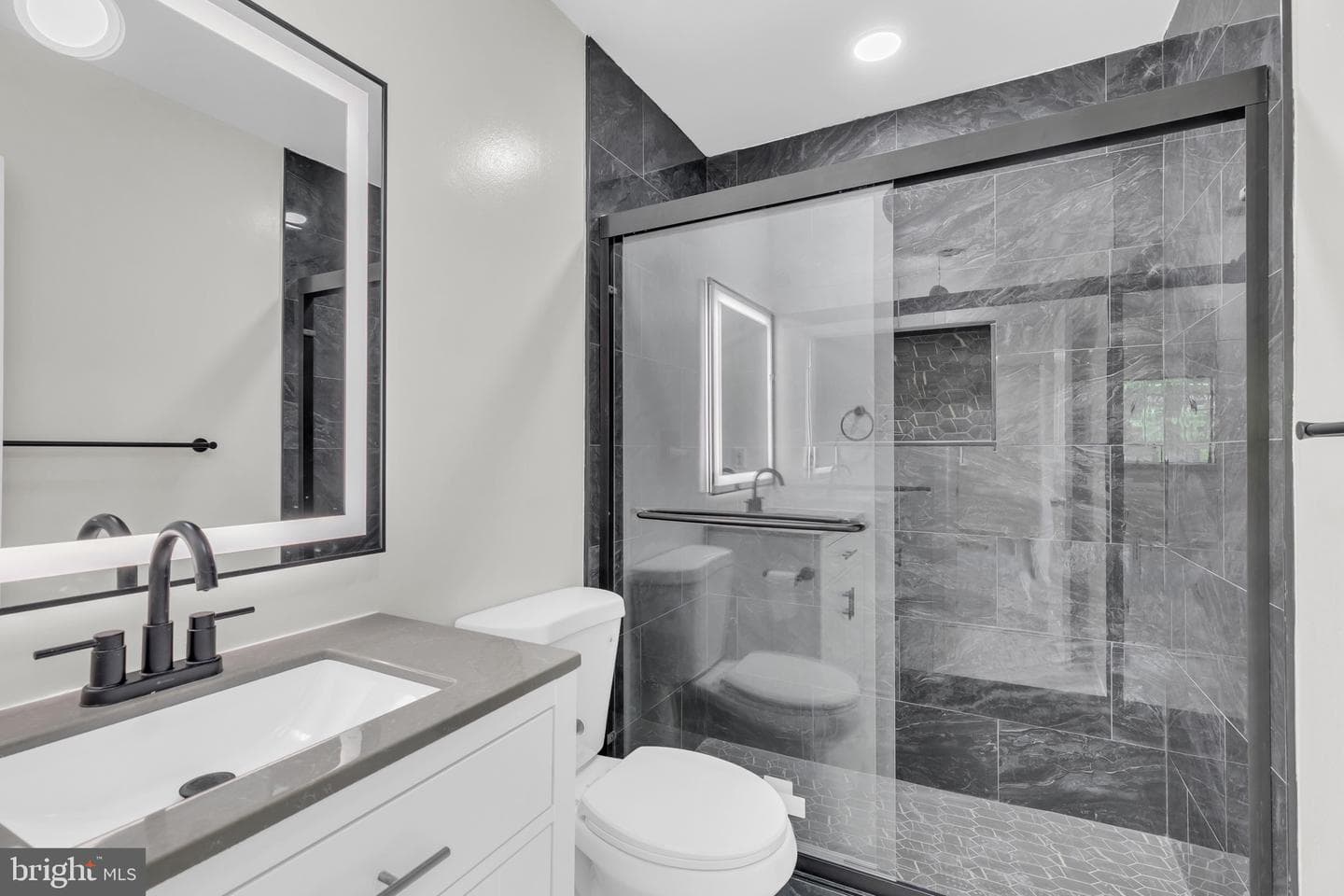 10669 Spring Oak Court photo 18