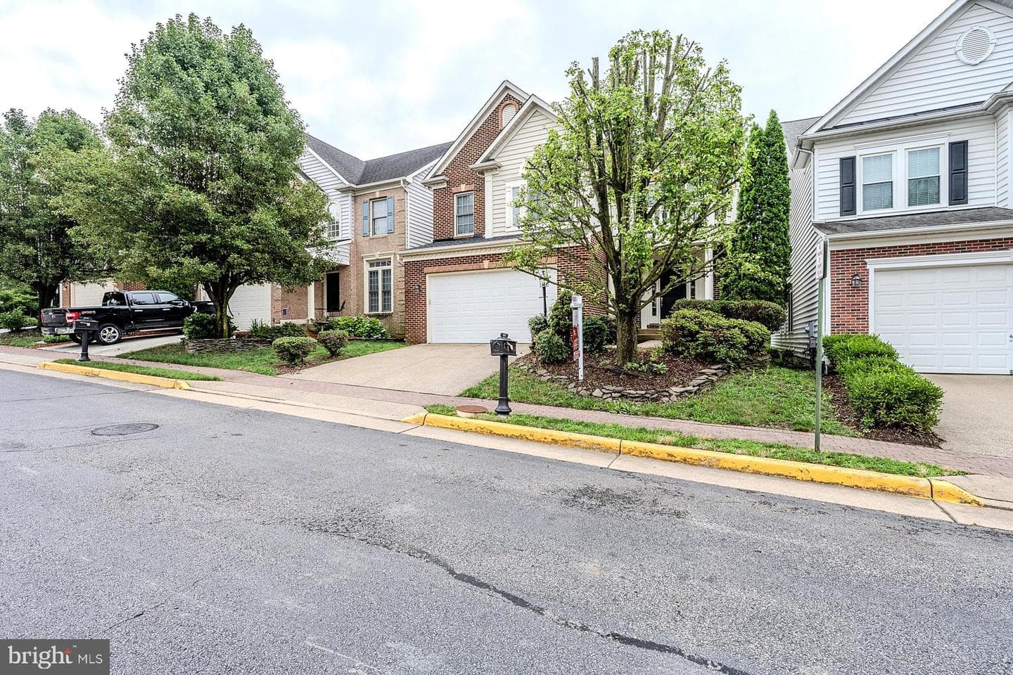 7629 Buckland Place photo 3