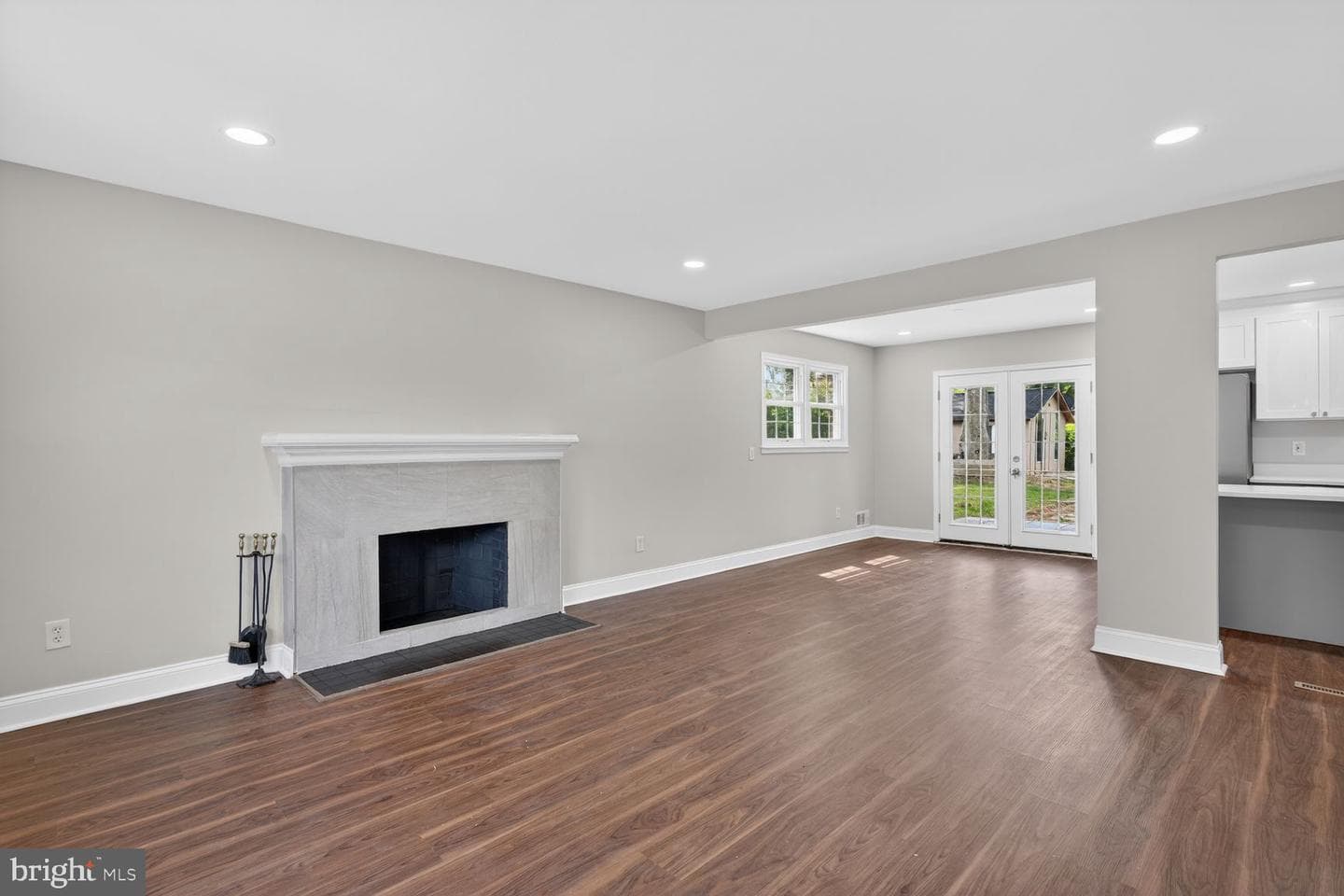 8109 Carrick Lane photo 3