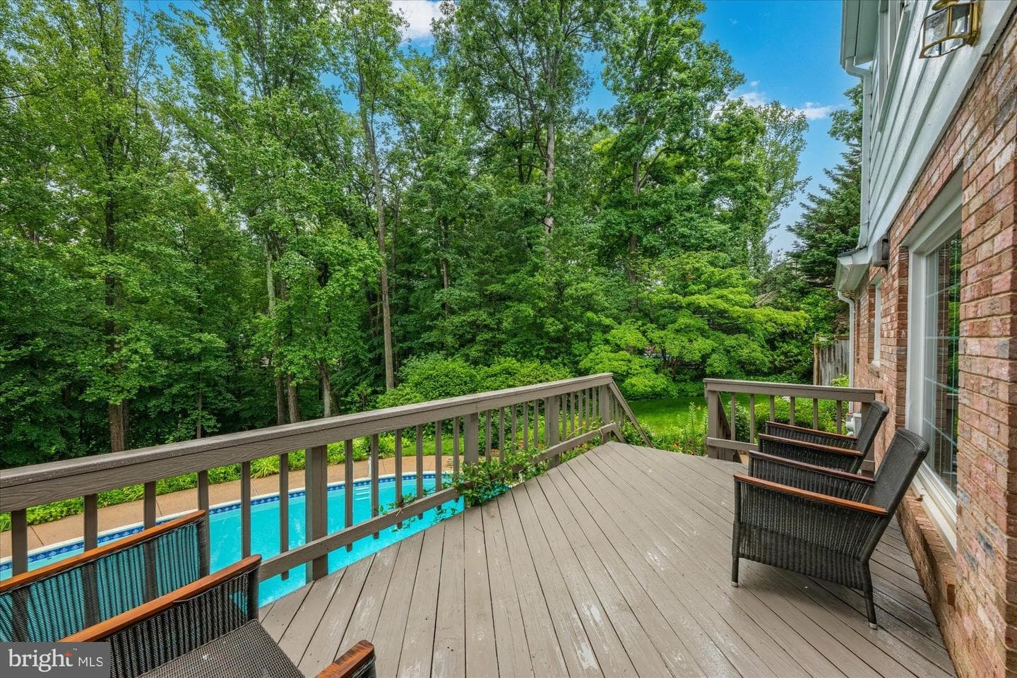 925 Woburn Court photo 15