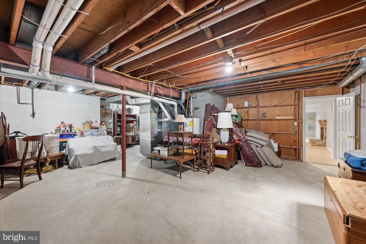 925 Woburn Court photo 46