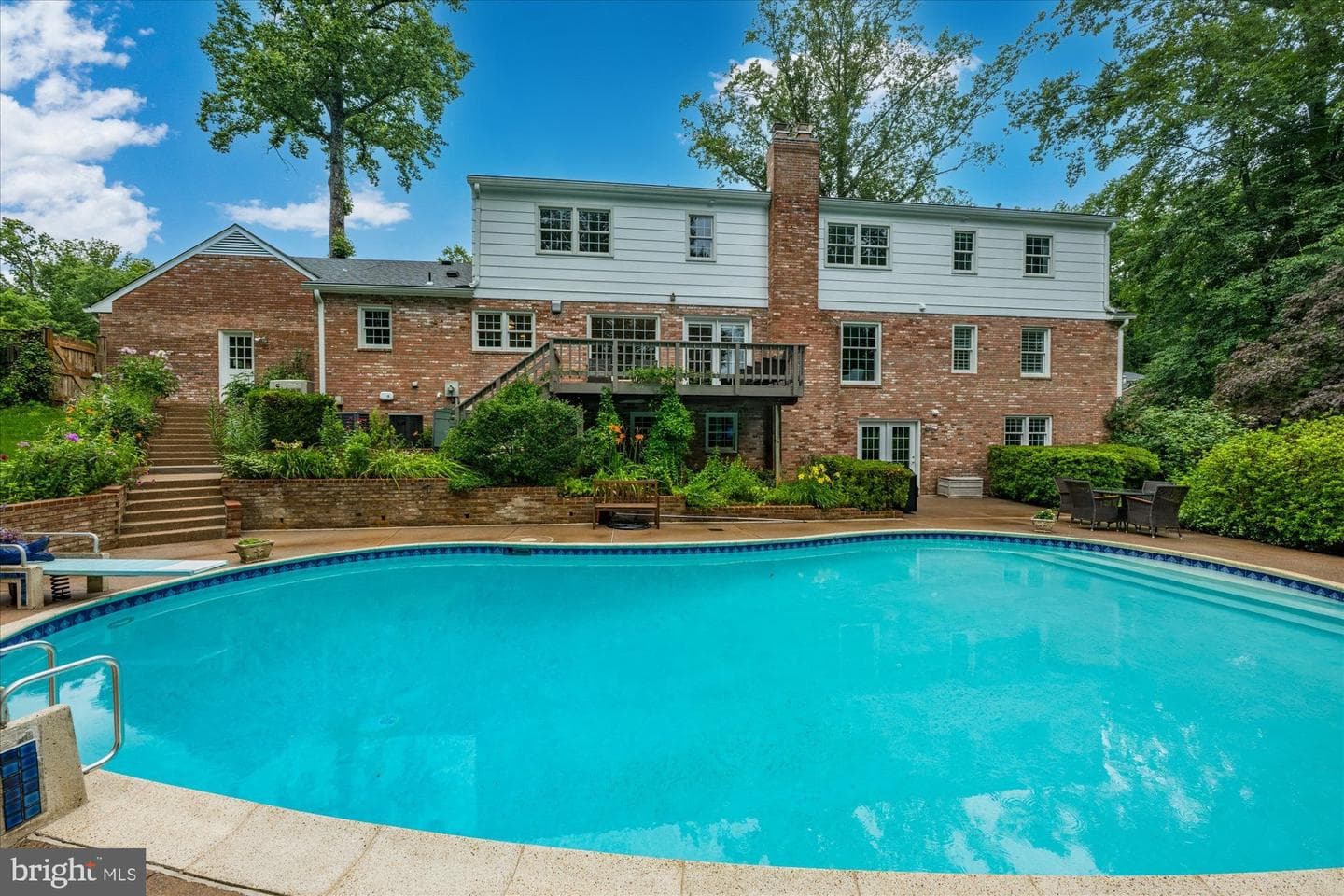 925 Woburn Court photo 51