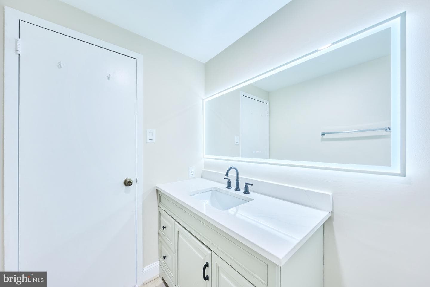 3701 South George Mason Drive #2318n photo 23