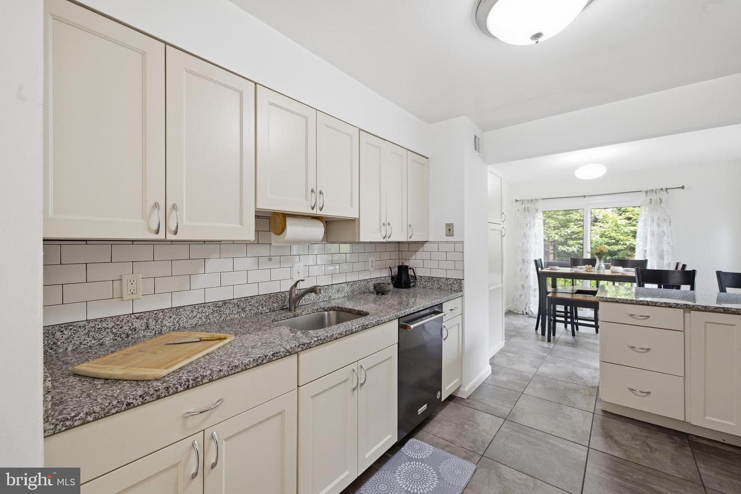 3131 Guysborough Drive photo 7
