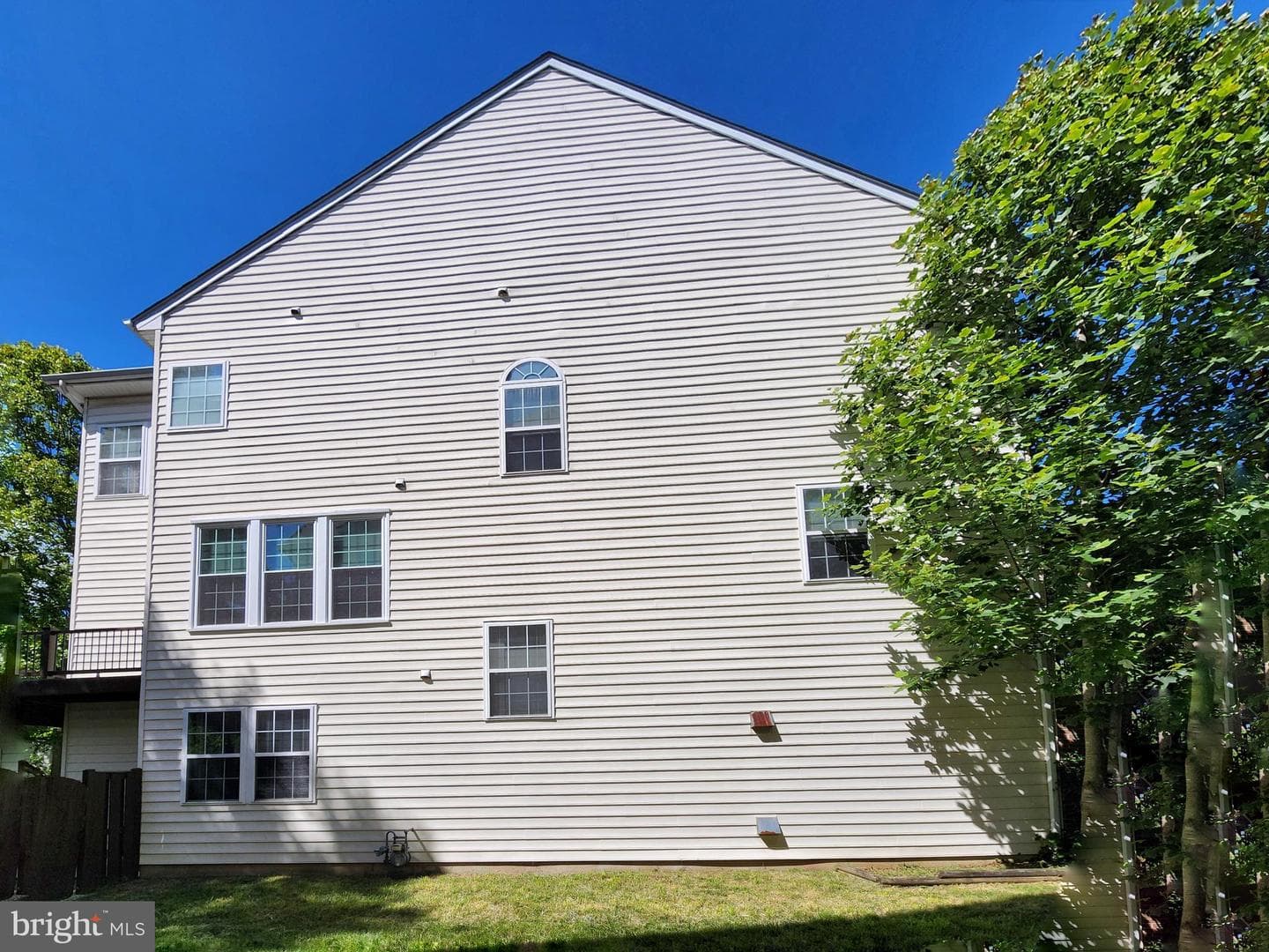 13906 Gothic Drive photo 5