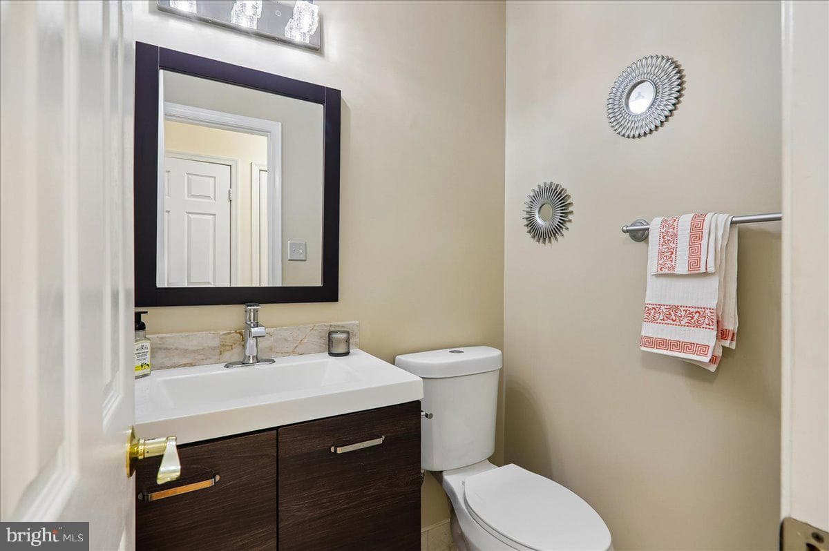 7408 Spring Tree Drive photo 13