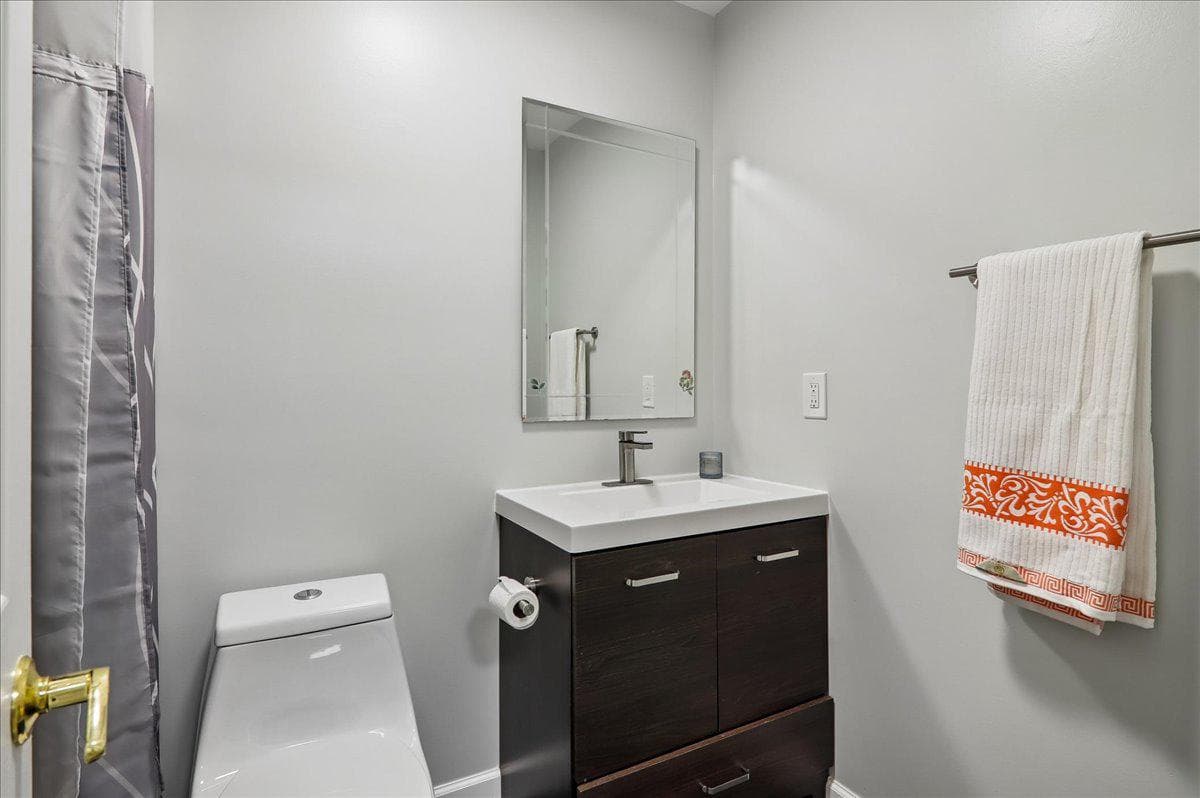7408 Spring Tree Drive photo 22