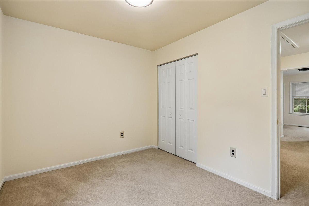 7408 Spring Tree Drive photo 25