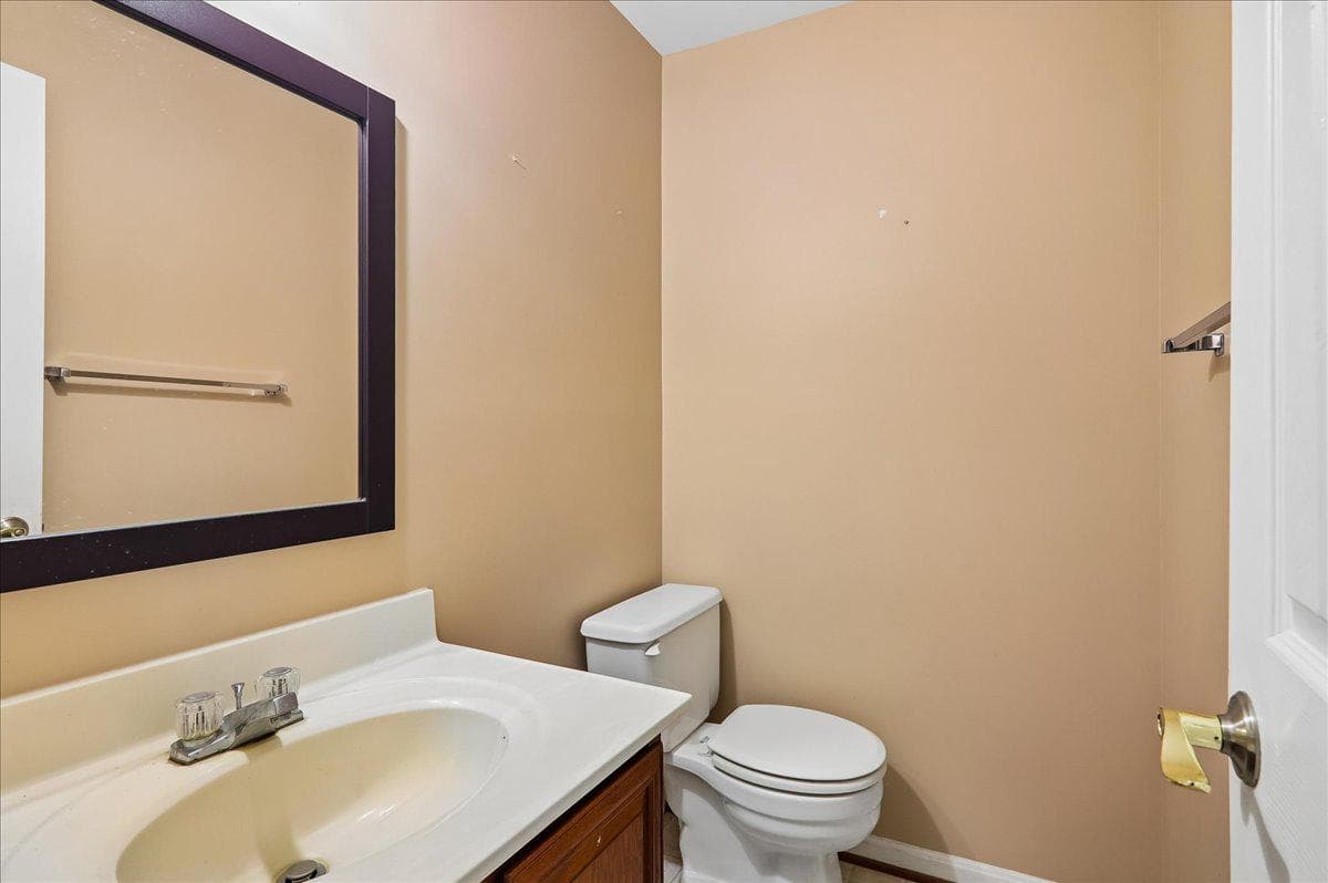 7408 Spring Tree Drive photo 32