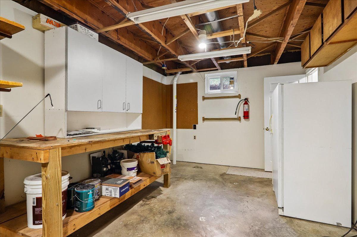 7408 Spring Tree Drive photo 35