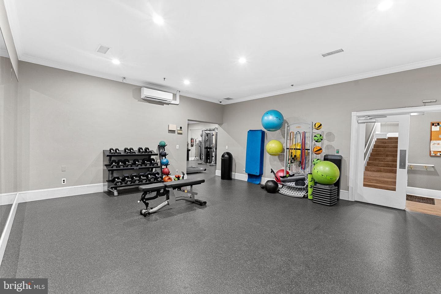 1521 Spring Gate Drive #10406 photo 32