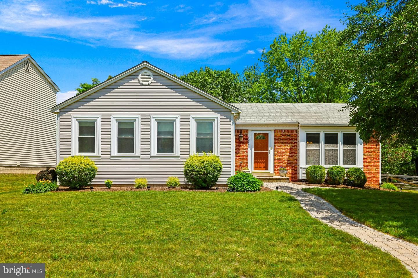 15204 General Stevens Court, Chantilly