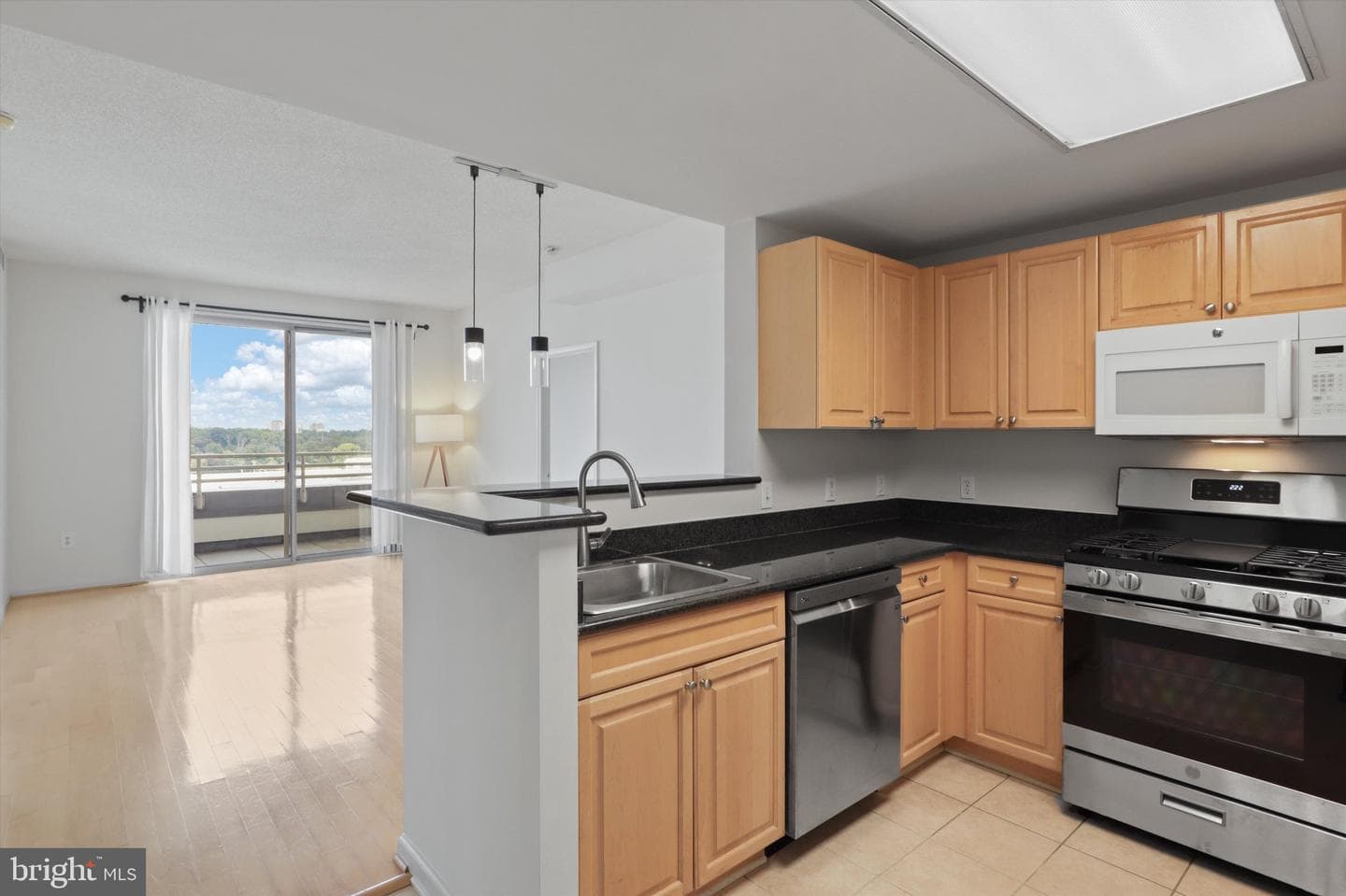 2726 Gallows Road #1506 photo 11