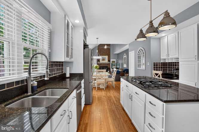 7919 Bracksford Court photo 6