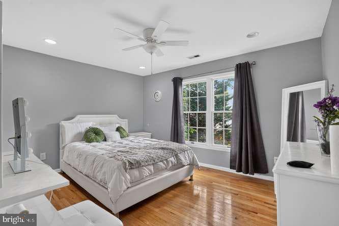 7919 Bracksford Court photo 9