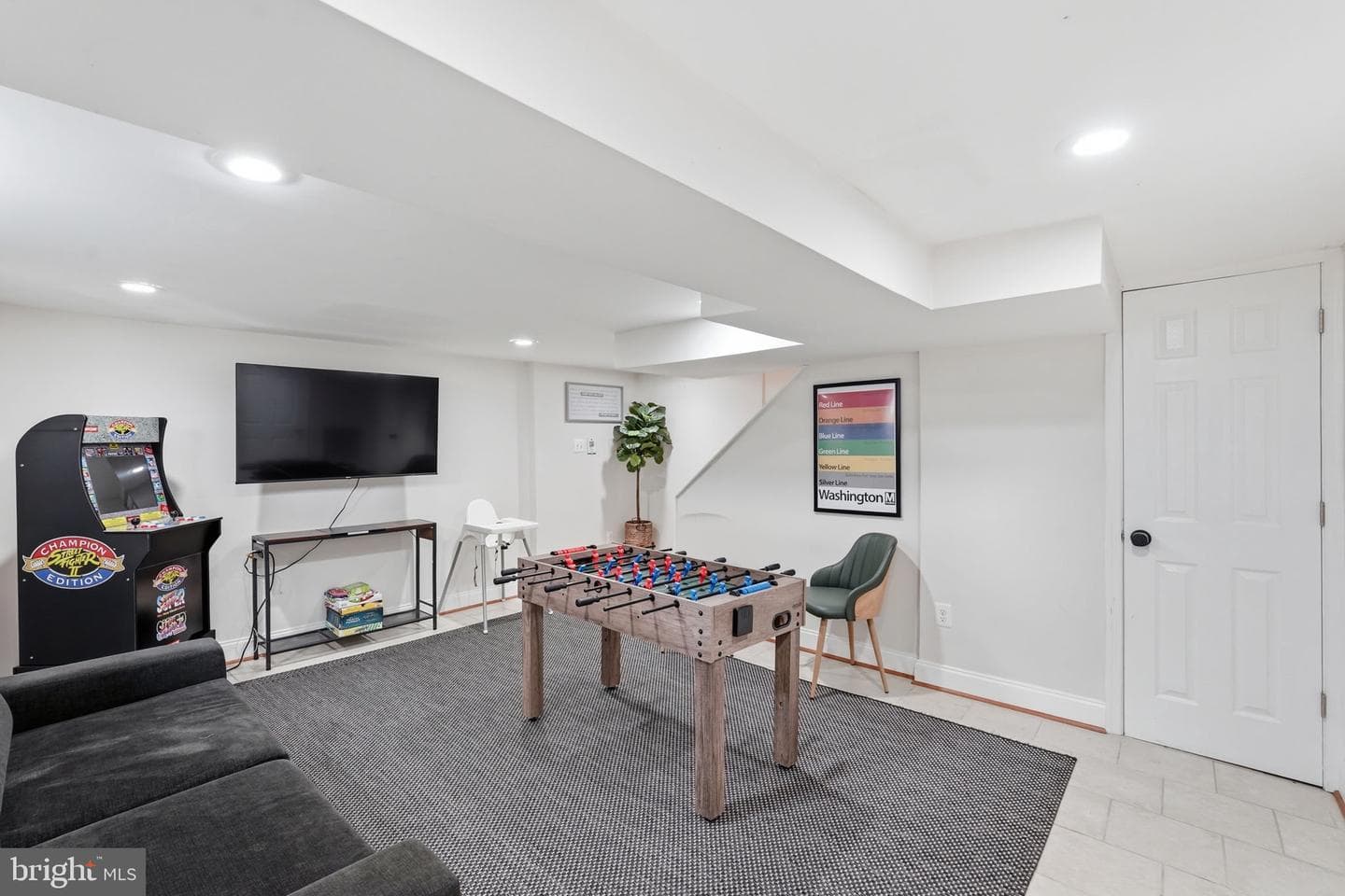 2250 Arlington Terrace photo 16