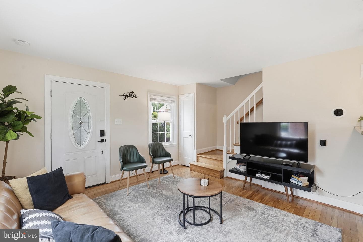 2250 Arlington Terrace photo 3