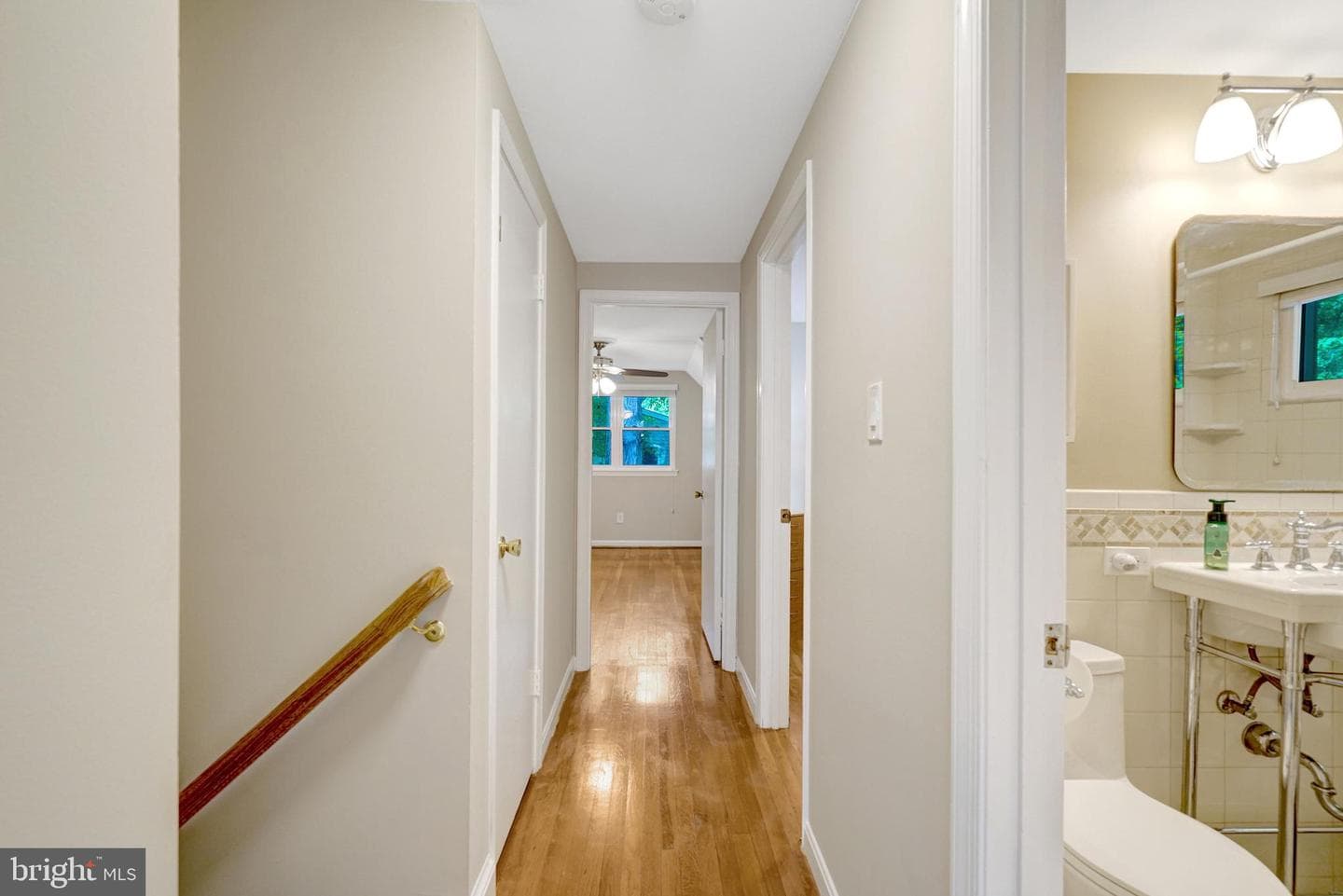 8640 Victoria Road photo 19