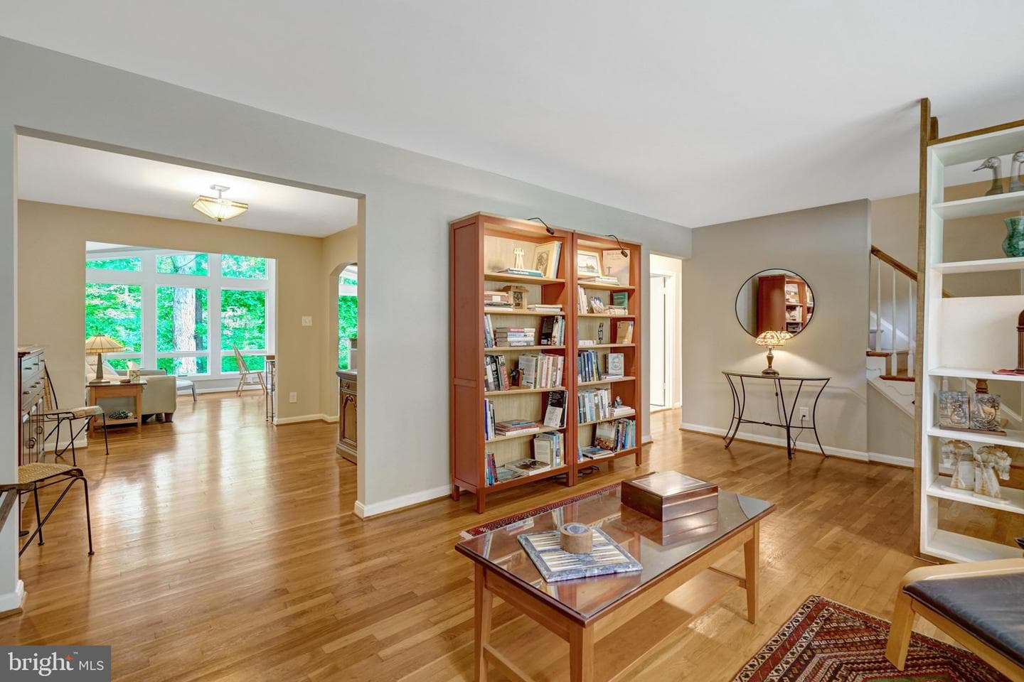 8640 Victoria Road photo 37