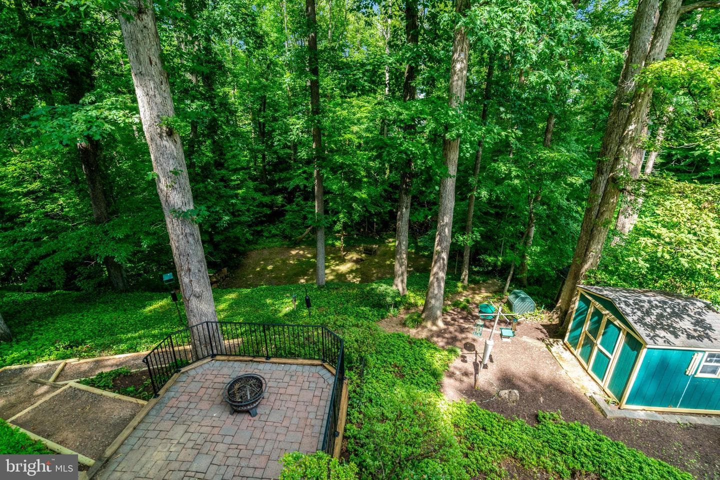 8640 Victoria Road photo 62