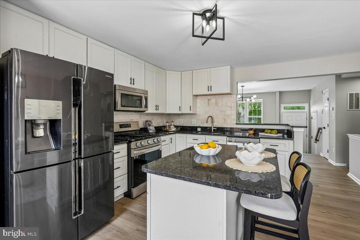 7714 Bartley Way photo 8