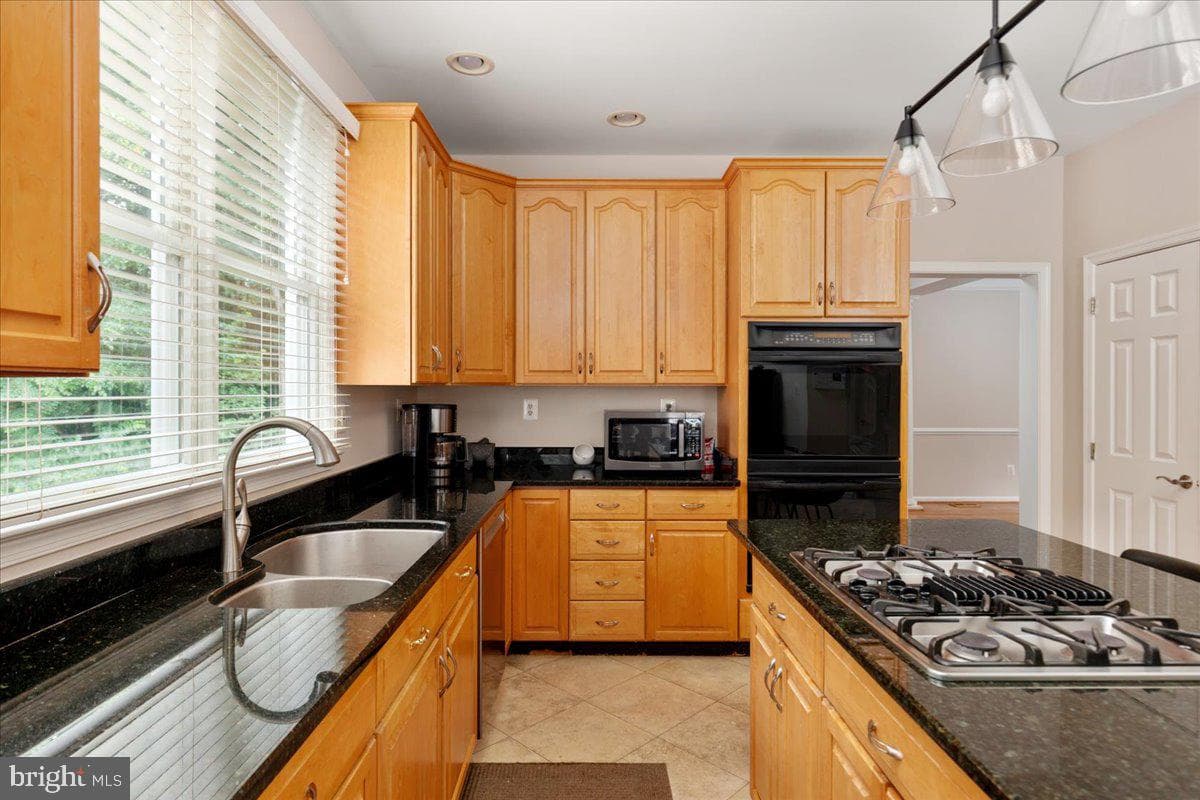 1501 Judd Court photo 10