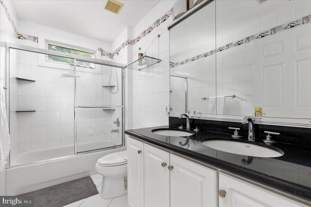 1501 Judd Court photo 21