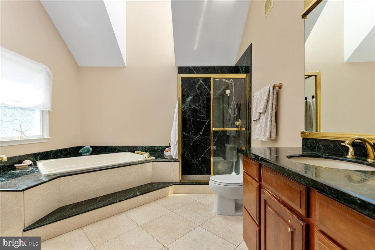 1501 Judd Court photo 27