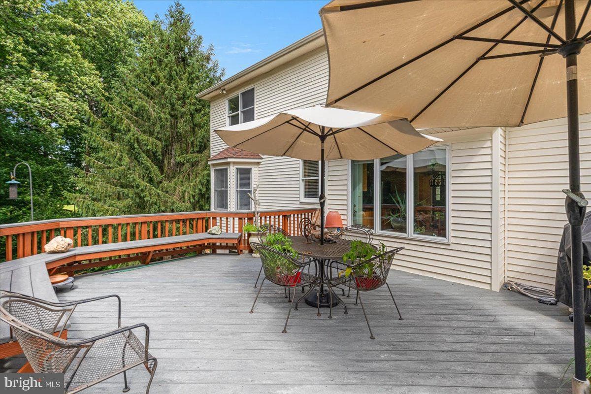 1501 Judd Court photo 34
