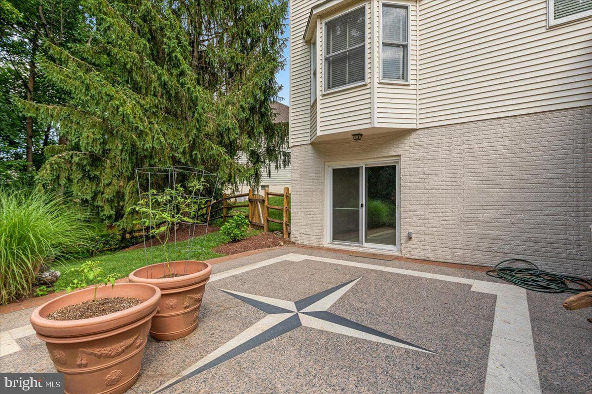 1501 Judd Court photo 38
